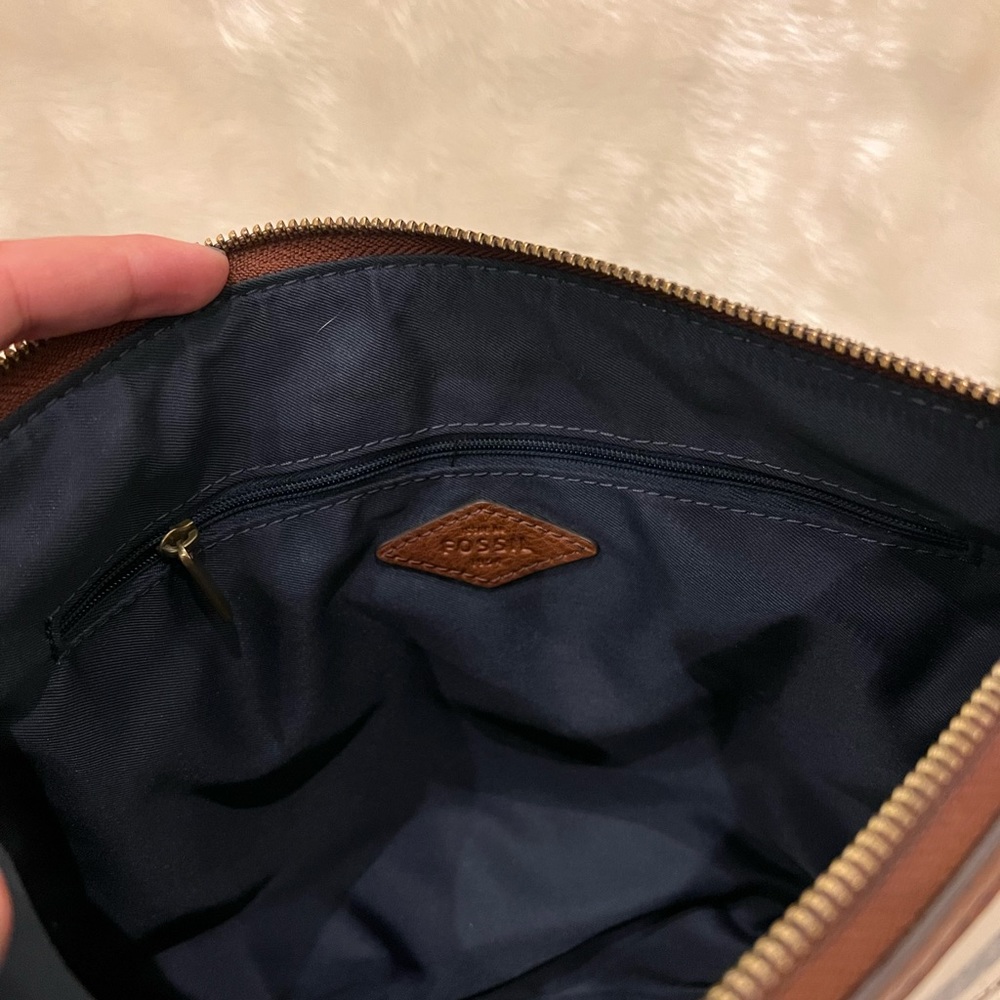 FOSSIL Crossbody - Picture 10 of 12
